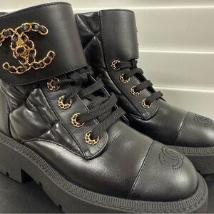 Authentic CHANEL Shiny Calfskin Quilted Lace Up Combat Boots size 37 Black